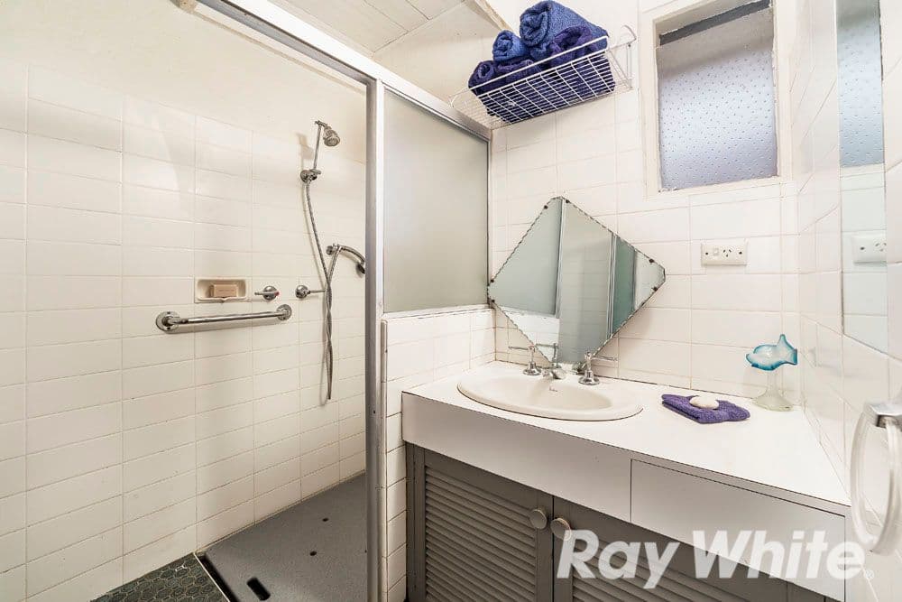 121 Henry Street, Greensborough VIC 3088, Greensborough - Thumbnail 7