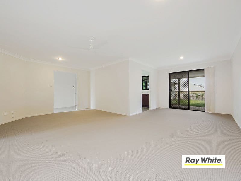 42 Lauradale Crescent, ORMEAU QLD 4208, Ormeau - Thumbnail 2