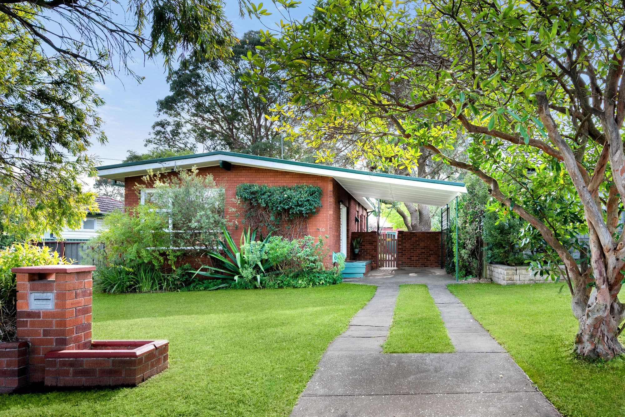 30 Bingara Road, Macquarie Fields NSW 2564, Macquarie Fields - Image 1