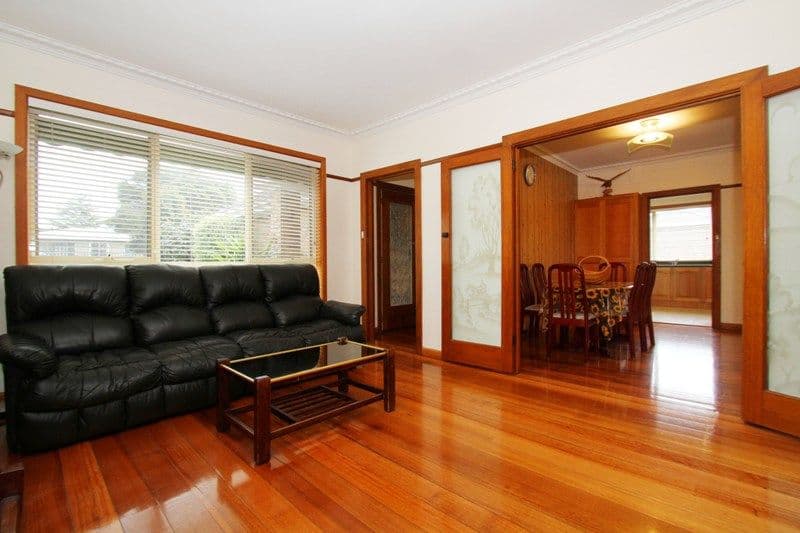 12 Tambo Avenue, RESERVOIR VIC 3073, Reservoir - Thumbnail 4