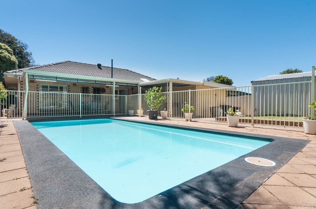 8 Oxford Street, REYNELLA SA 5161, Reynella - Image 1