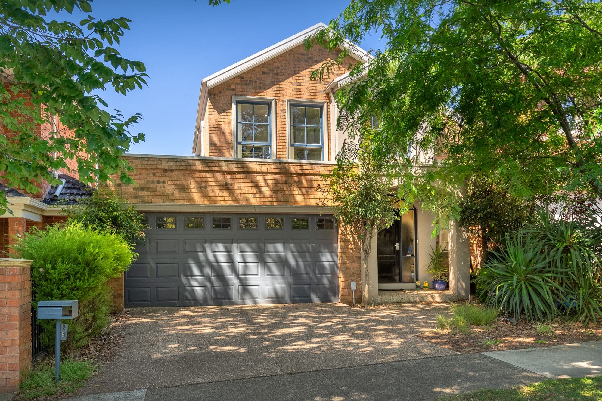 21 Gloucester Avenue, Berwick VIC 3806, Berwick - Image 1