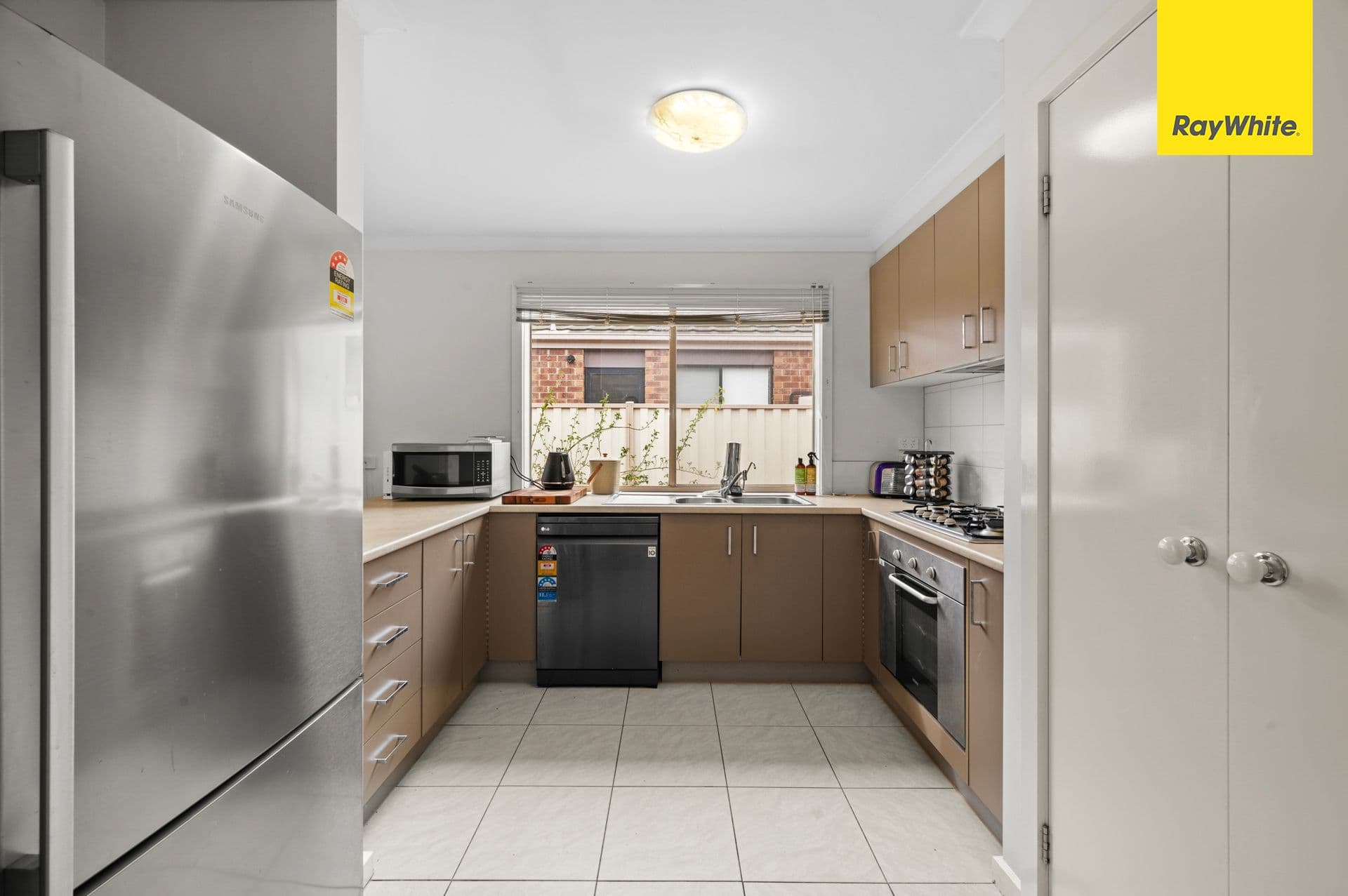 13 Riparian Way, Brookfield VIC 3338, Brookfield - Thumbnail 5