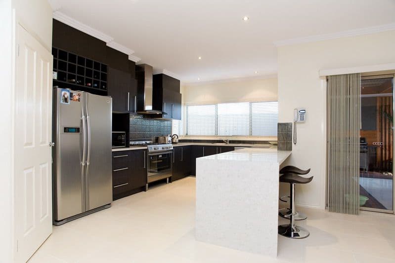 4 Pond Court, Epping VIC 3076, Epping - Thumbnail 2
