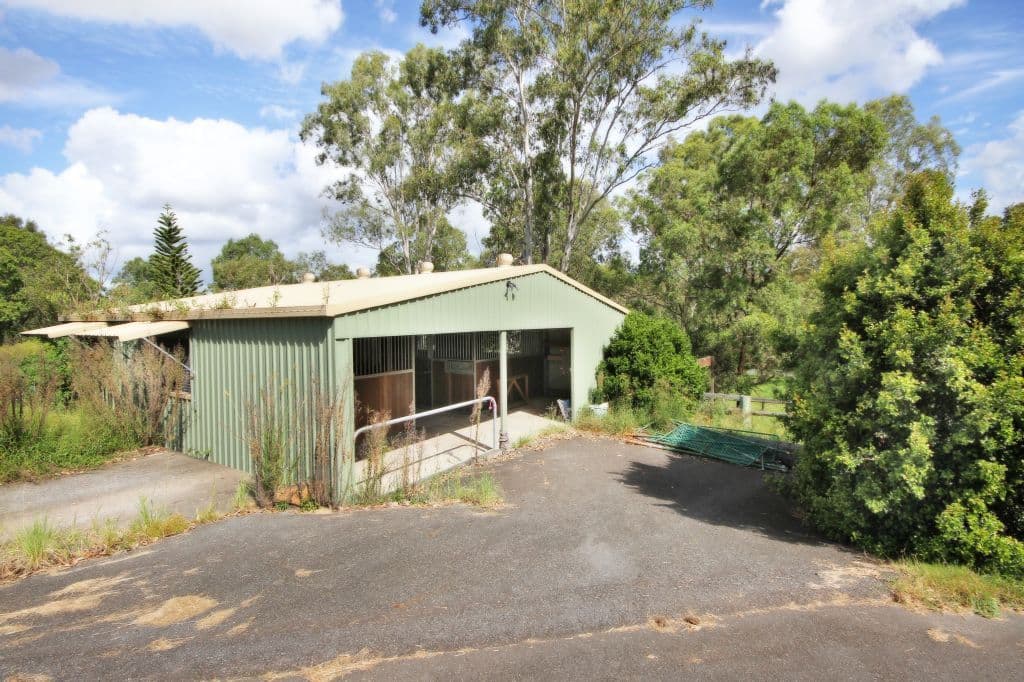 19 Tallai Road, TALLAI QLD 4213, Tallai - Thumbnail 7
