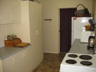 6 Worman Street, BERRI SA 5343, Berri - Thumbnail 2