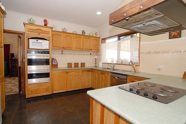 66 Old Melbourne Road, LITTLE RIVER VIC 3211, Little River - Thumbnail 2