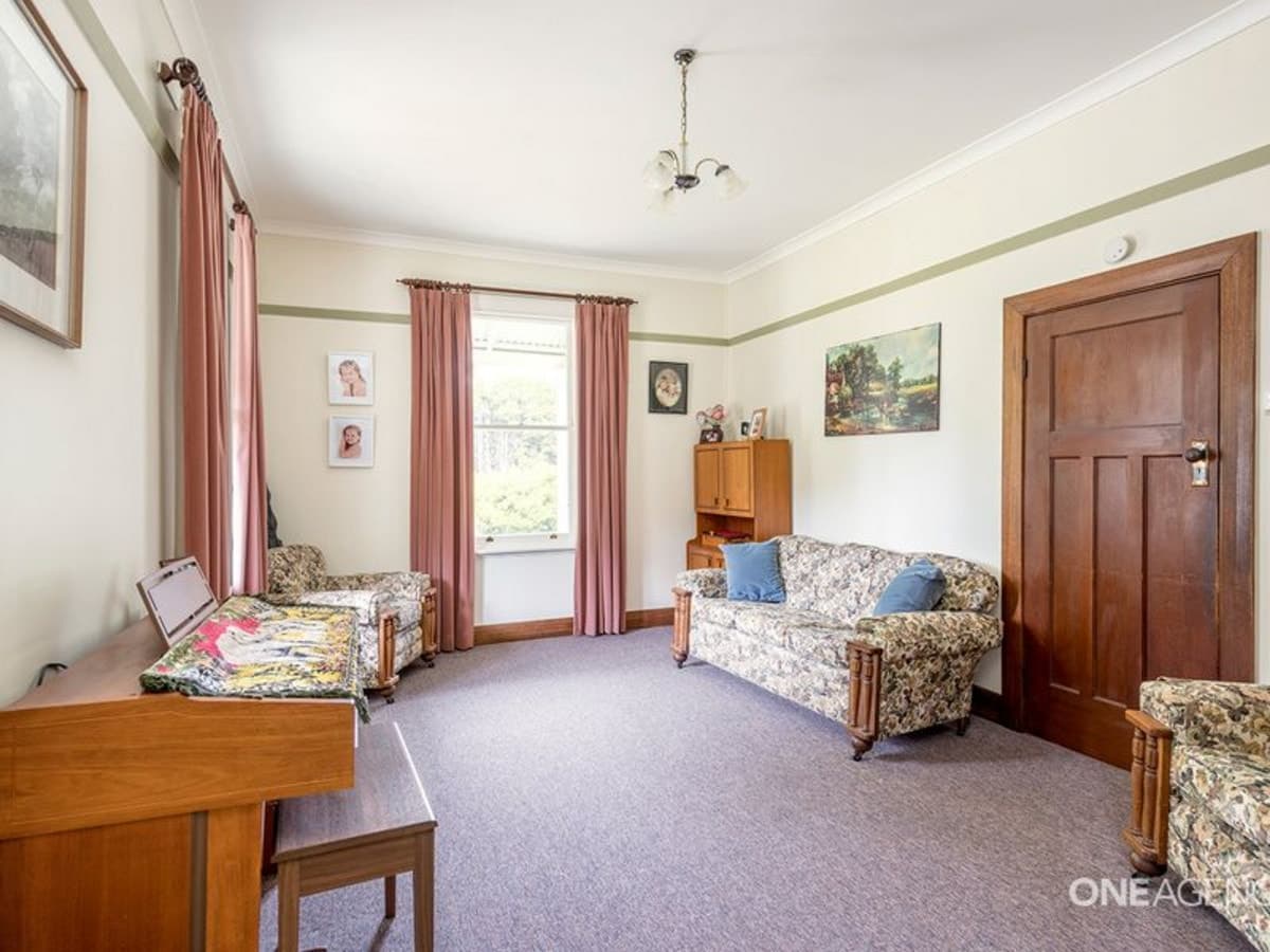 649 Circular Road, East Ridgley, East Ridgley - Thumbnail 3