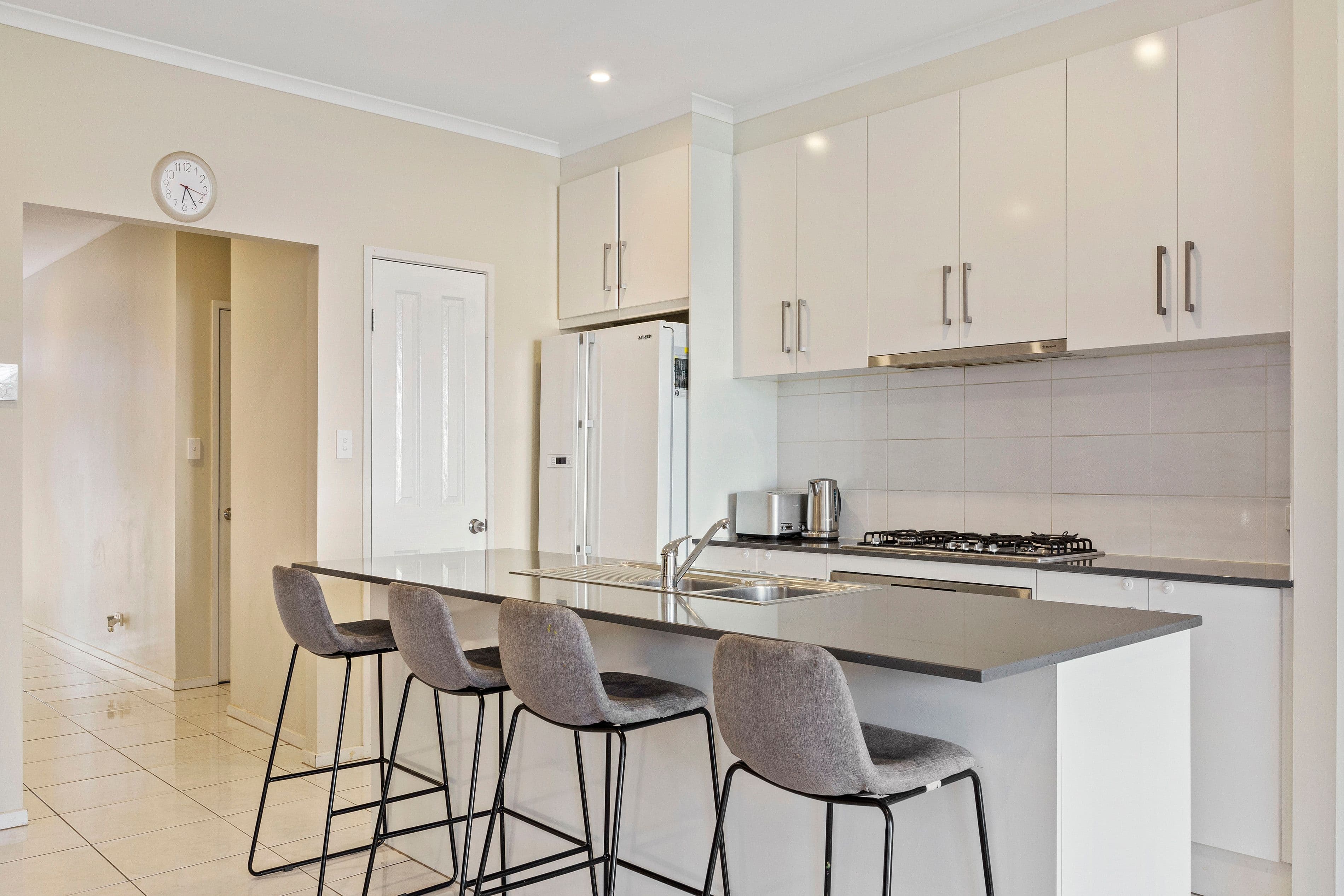 10 Moss Street, Parafield Gardens SA 5107, Parafield Gardens - Thumbnail 2