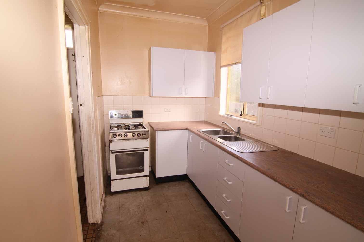 39 Lawrence Street, GLEN INNES NSW 2370, Glen Innes - Thumbnail 3