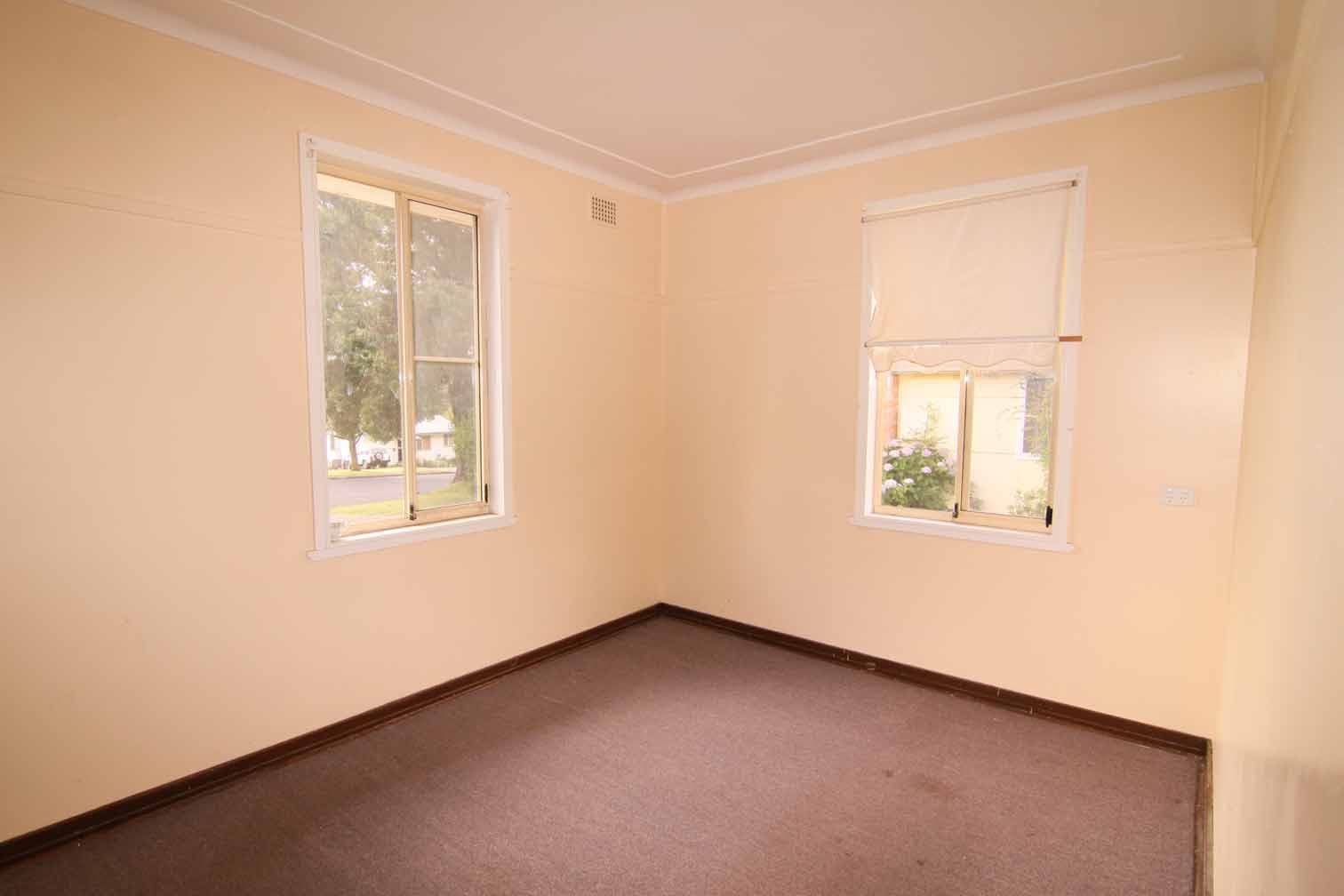 39 Lawrence Street, GLEN INNES NSW 2370, Glen Innes - Thumbnail 6
