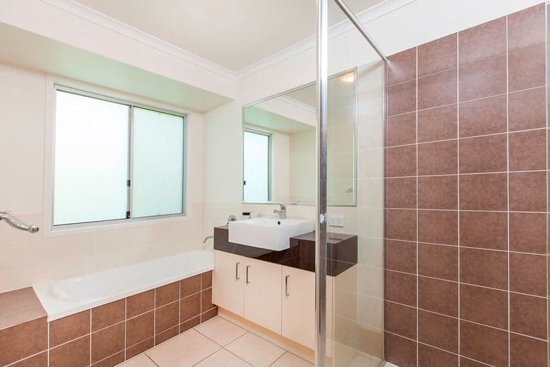11 Vernon Street, NAMBOUR QLD 4560, Nambour - Thumbnail 4