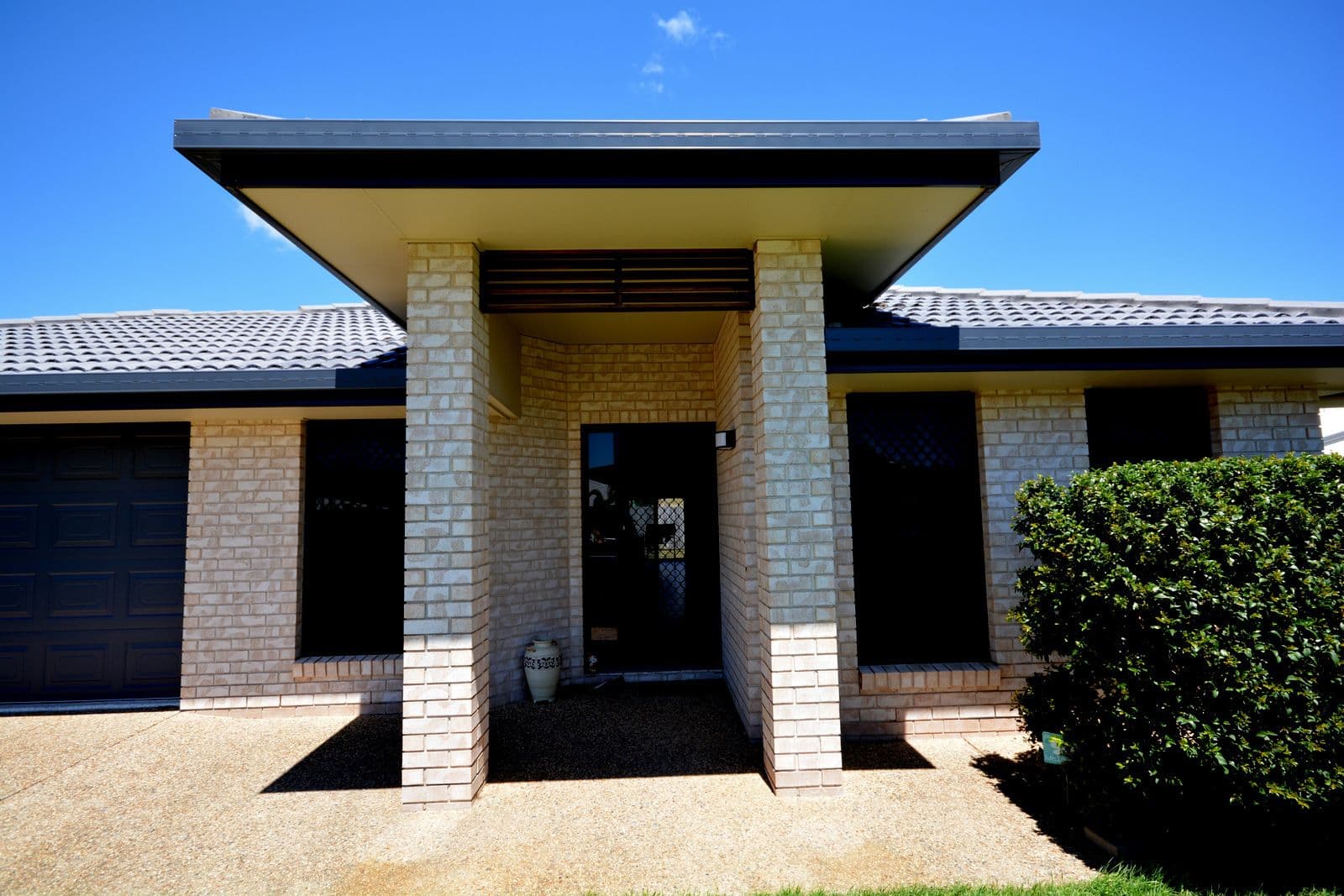 30 Red Emperor Way, Lammermoor QLD 4703, Lammermoor - Thumbnail 2
