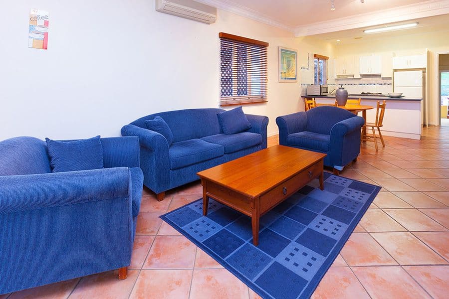 1 Corn Street, HOLLAND PARK WEST QLD 4121, Holland Park West - Thumbnail 4