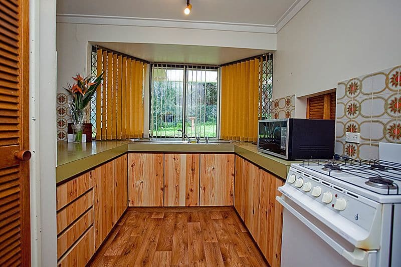 6 Nangkita Road, KALAMUNDA WA 6076, Kalamunda - Thumbnail 3