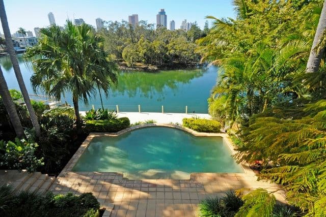 28 Savoy Drive, BROADBEACH WATERS QLD 4218, Broadbeach Waters - Thumbnail 3