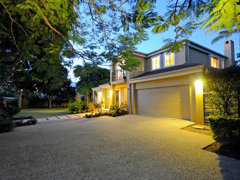 28 Savoy Drive, BROADBEACH WATERS QLD 4218, Broadbeach Waters - Thumbnail 4