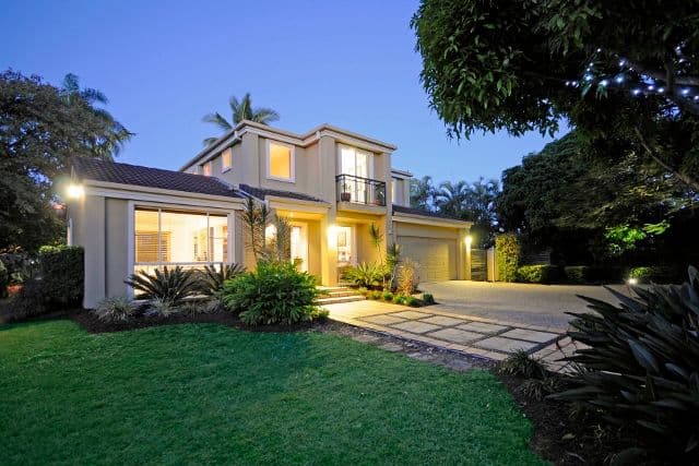 28 Savoy Drive, BROADBEACH WATERS QLD 4218, Broadbeach Waters - Thumbnail 5