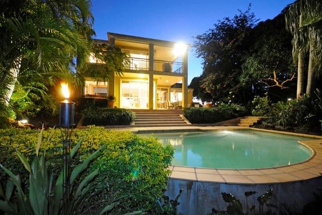 28 Savoy Drive, BROADBEACH WATERS QLD 4218, Broadbeach Waters - Thumbnail 7