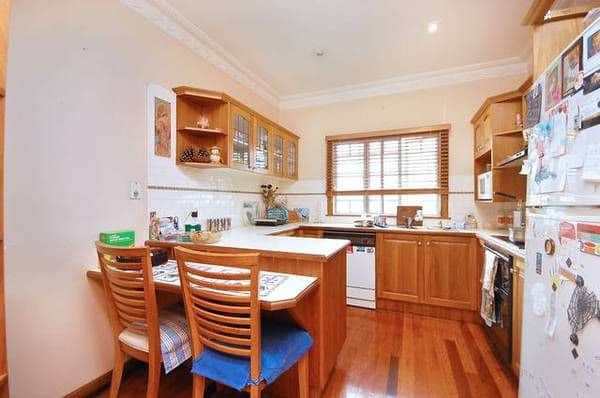 17 Kensington Avenue, SEVEN HILLS QLD 4170, Seven Hills - Thumbnail 3