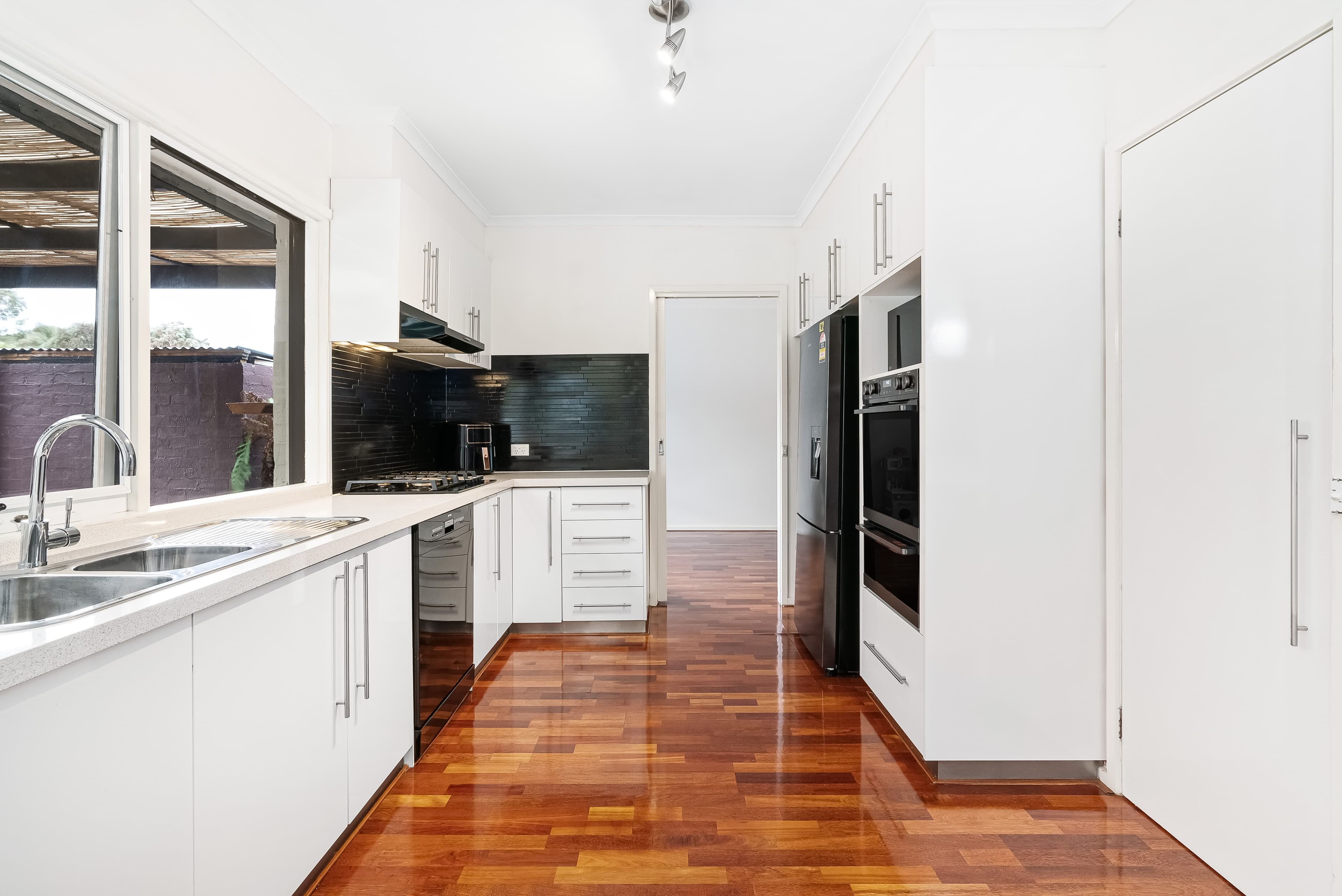 5 Langewan Road, Langwarrin VIC 3910, Langwarrin - Thumbnail 8