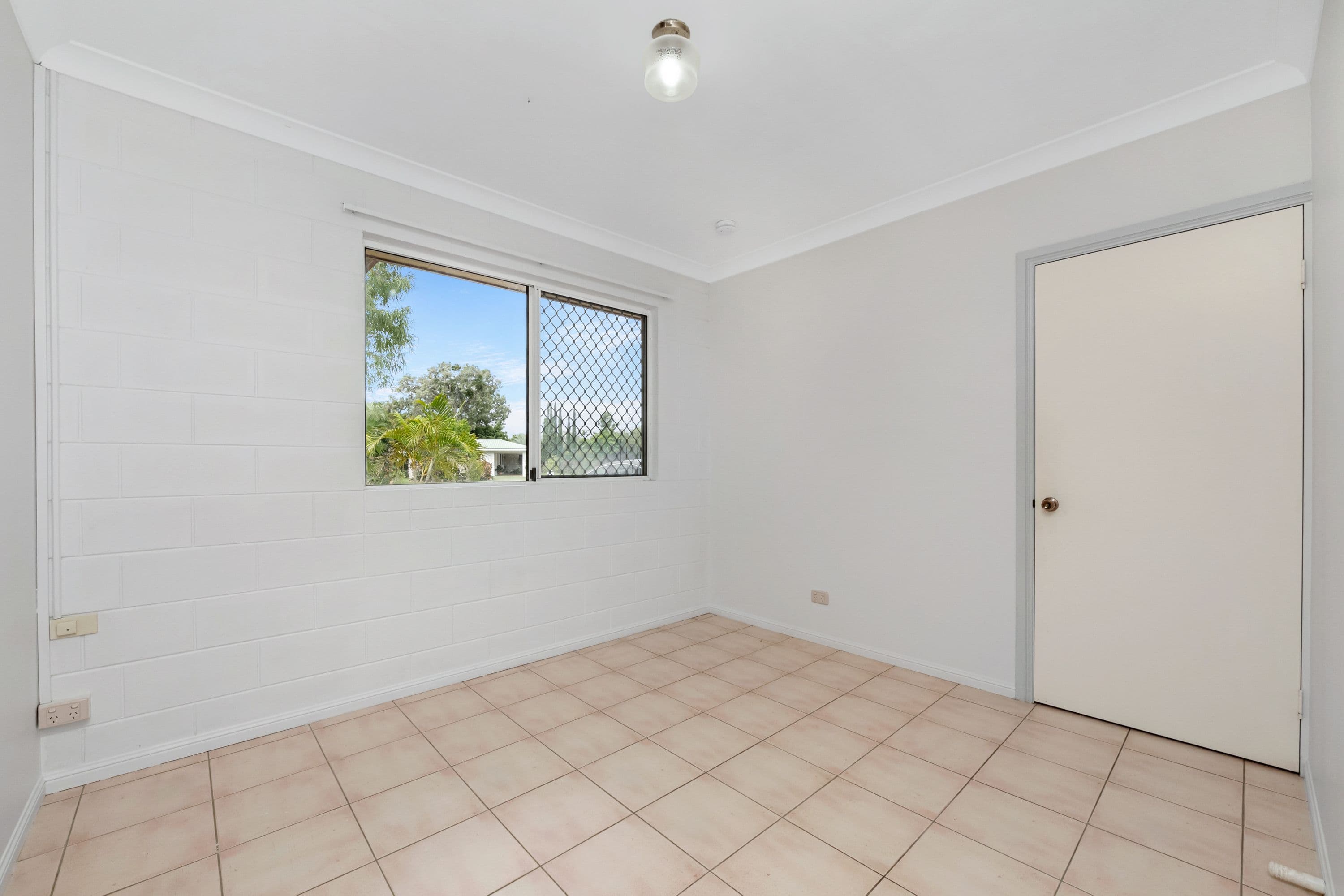17 Coutts Drive, Bushland Beach QLD 4818, Bushland Beach - Thumbnail 7