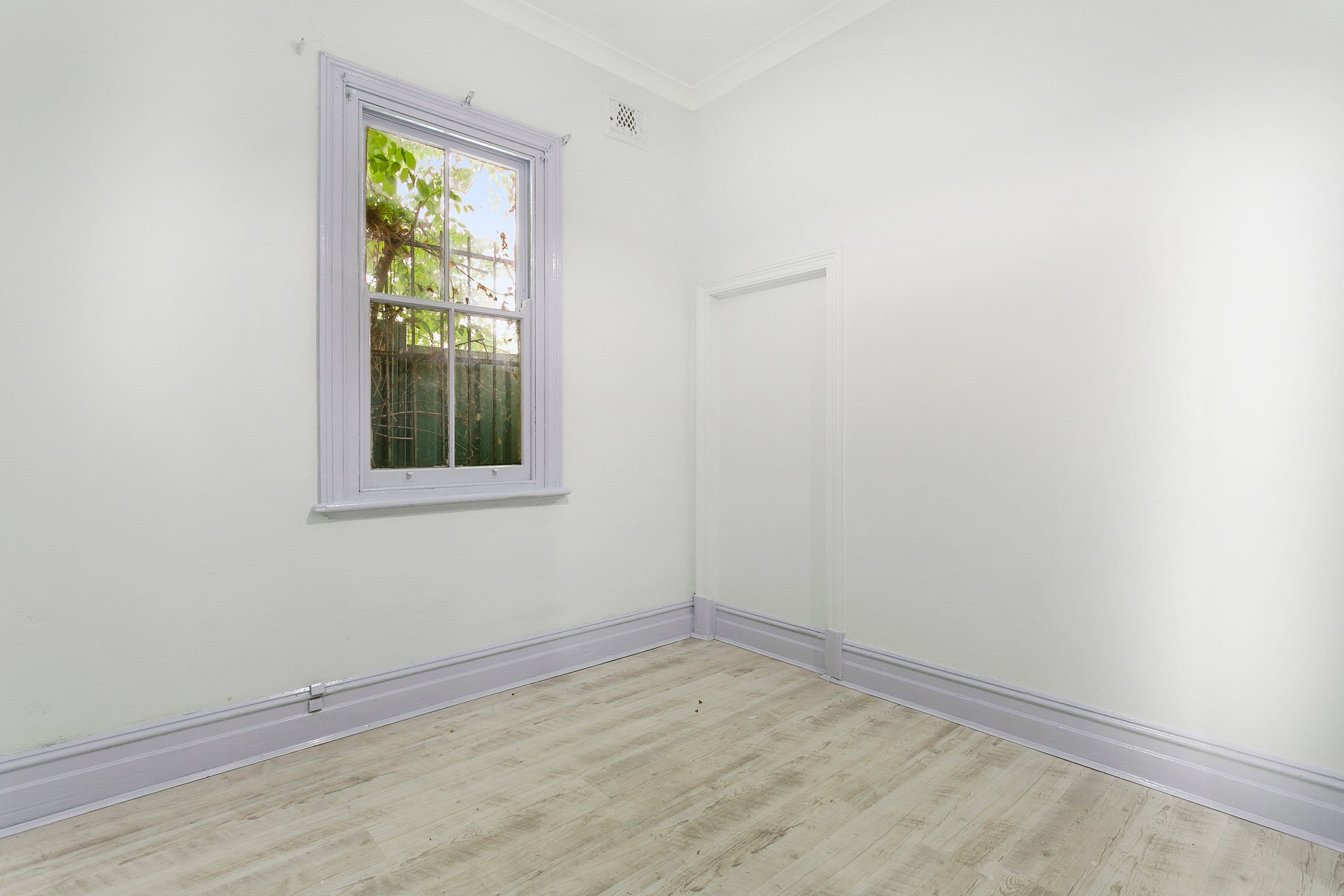 43 South Parade, Campsie - Thumbnail 3