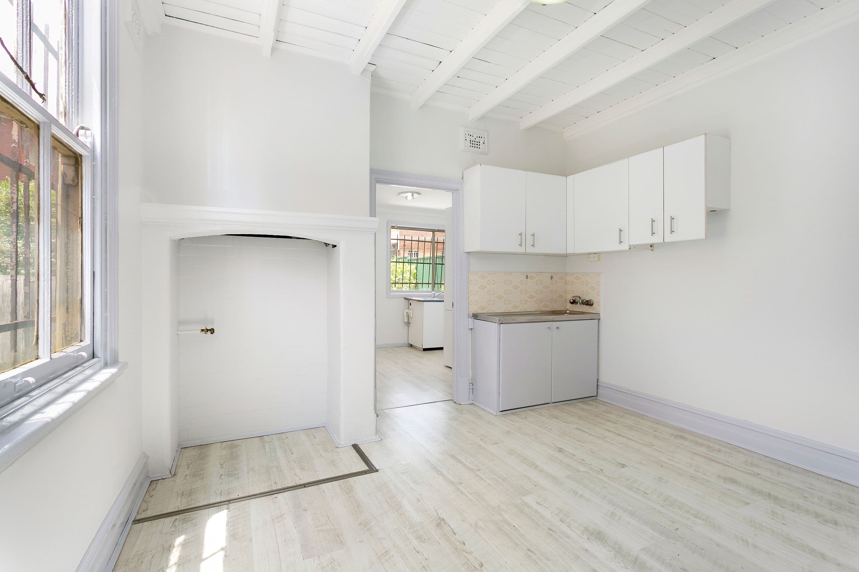 43 South Parade, Campsie - Thumbnail 4