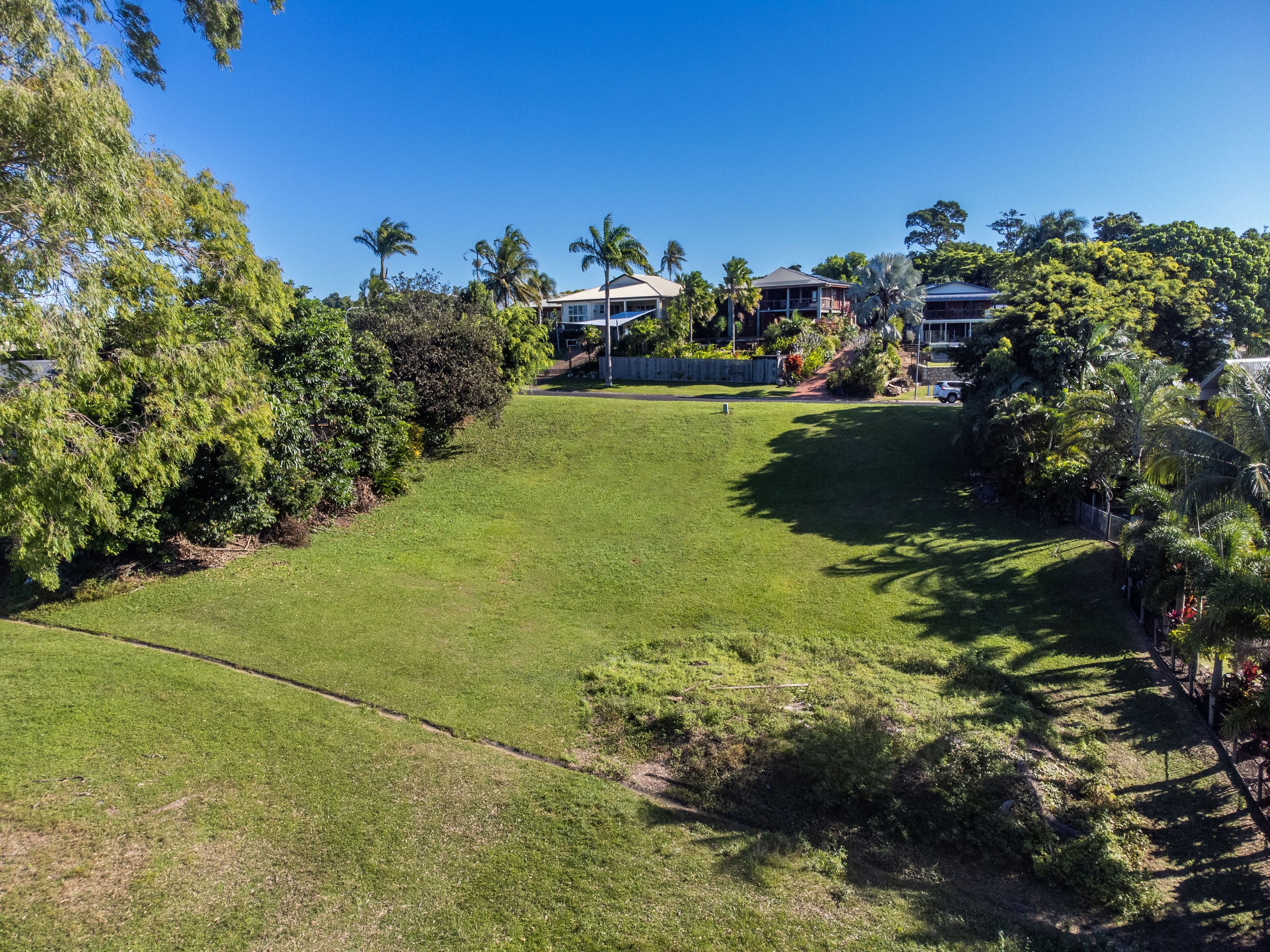 29 Dunkalli Crescent, Wongaling Beach QLD 4852, Wongaling Beach - Thumbnail 2