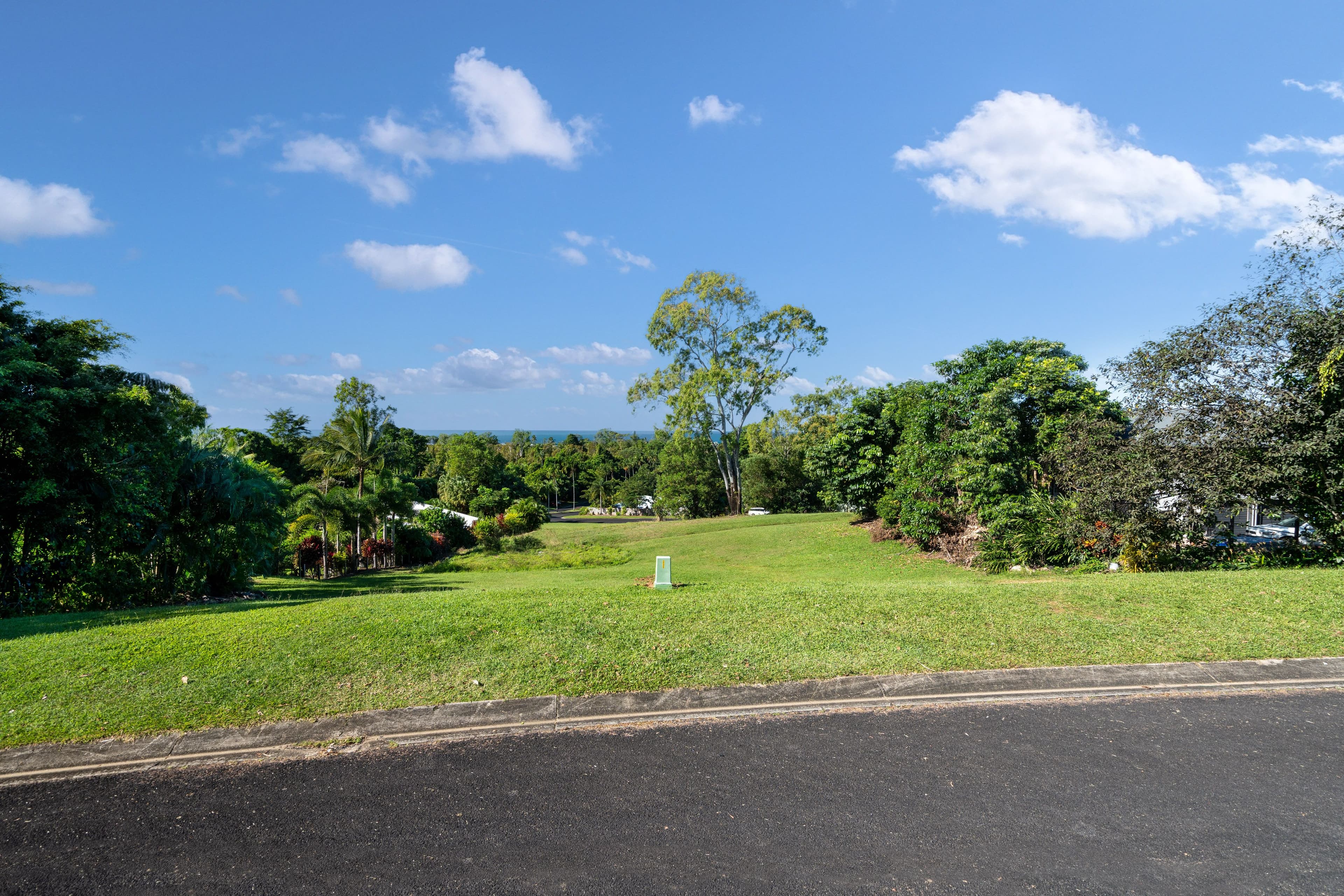 29 Dunkalli Crescent, Wongaling Beach QLD 4852, Wongaling Beach - Thumbnail 6