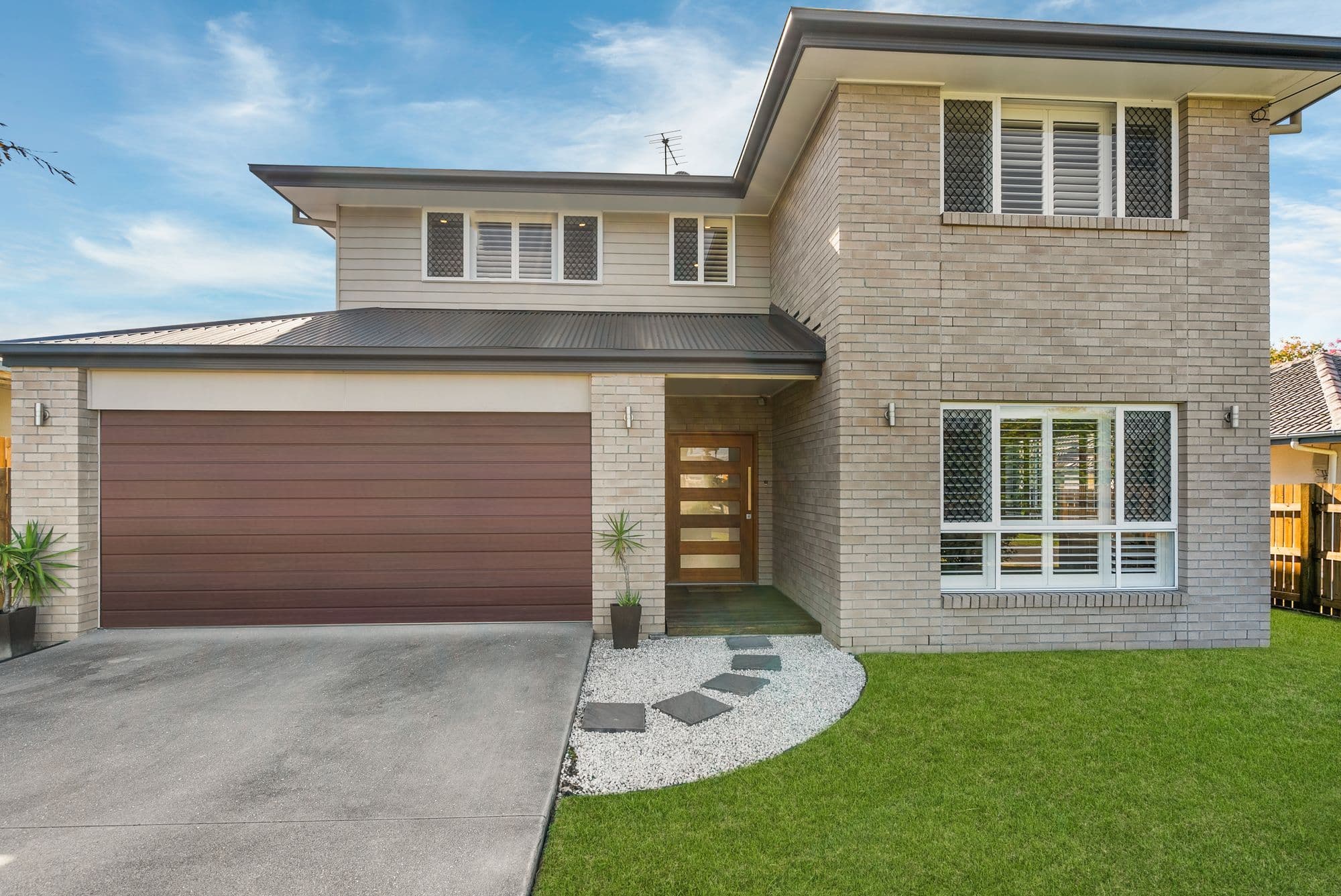49 Sunnydale Street, Upper Mount Gravatt QLD 4122, Upper Mount Gravatt - Thumbnail 2
