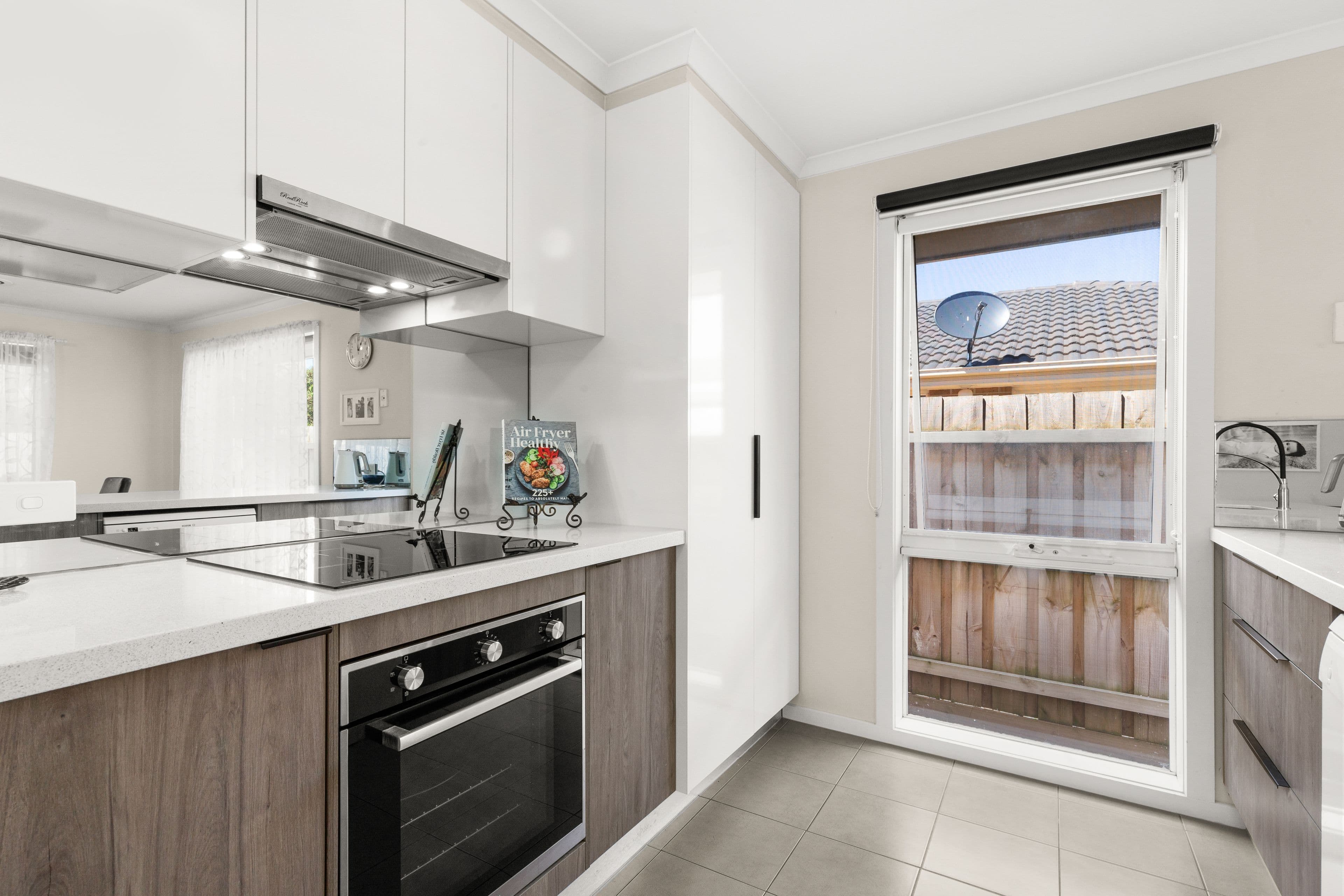8 Flinders Road, Longwarry VIC 3816, Longwarry - Thumbnail 2
