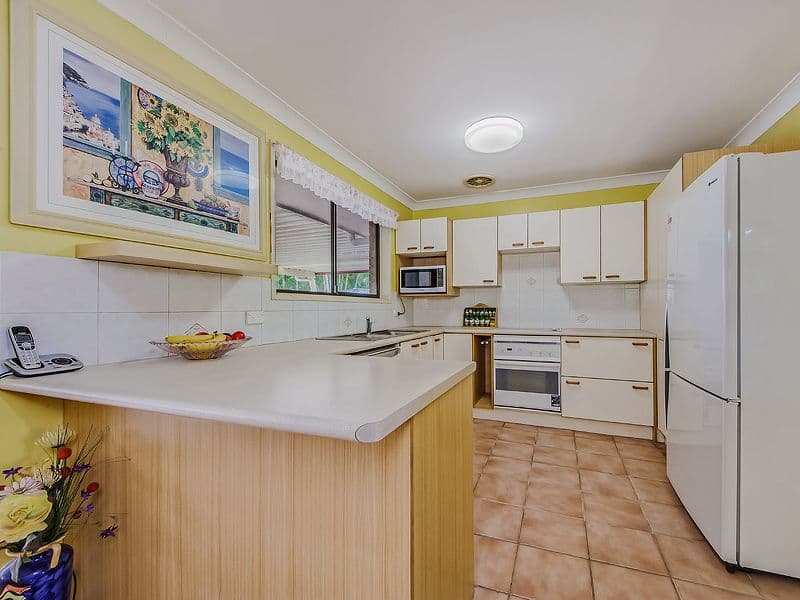 45 Honeyeater Drive, BURLEIGH WATERS QLD 4220, Burleigh Waters - Thumbnail 3