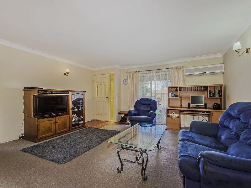 45 Honeyeater Drive, BURLEIGH WATERS QLD 4220, Burleigh Waters - Thumbnail 4