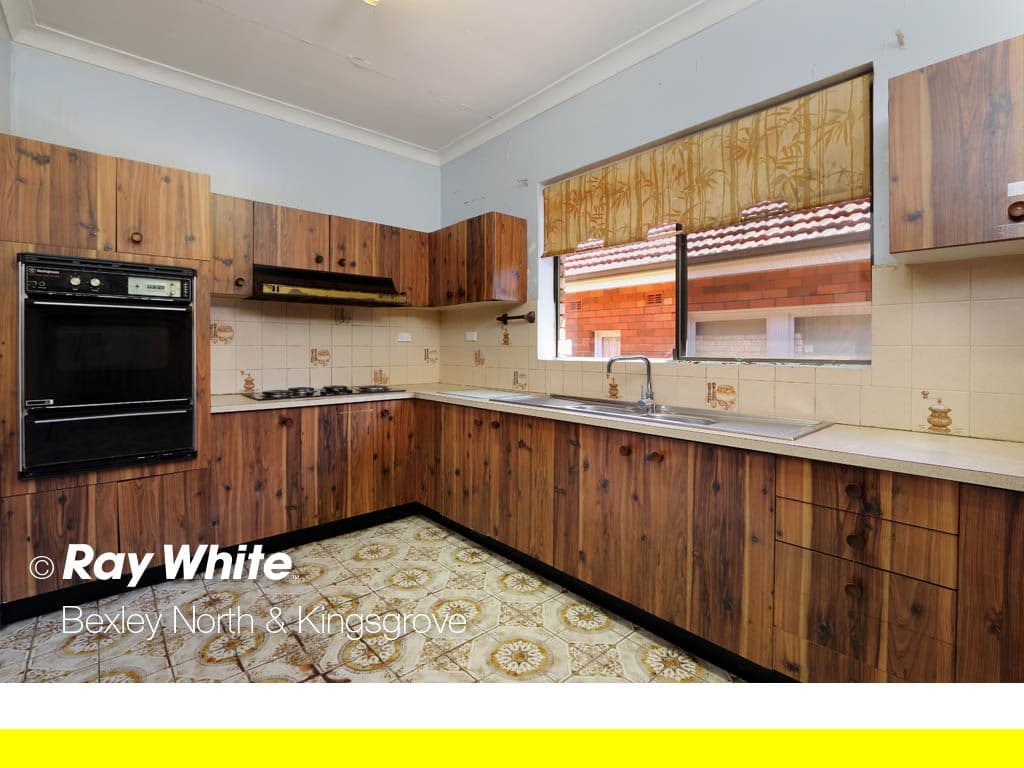372 Stoney Creek Road, KINGSGROVE NSW 2208, Kingsgrove - Thumbnail 2