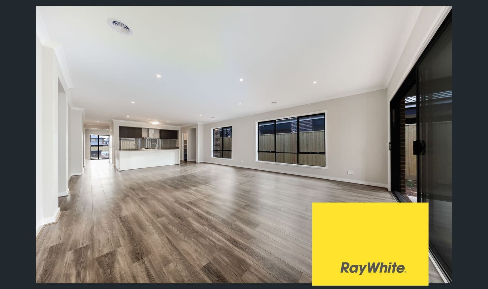 13 Stambridge Street, TARNEIT VIC 3029, Tarneit - Thumbnail 3