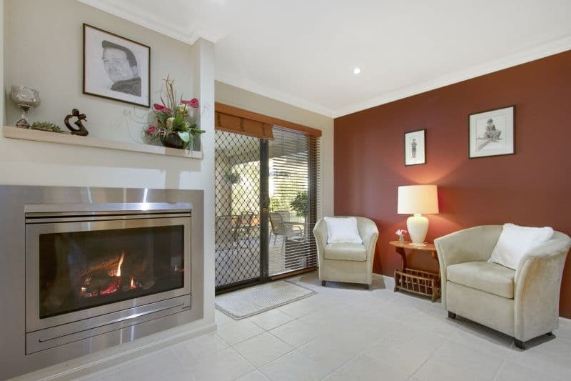 20 Mawson Place, Sunshine Bay - Thumbnail 3