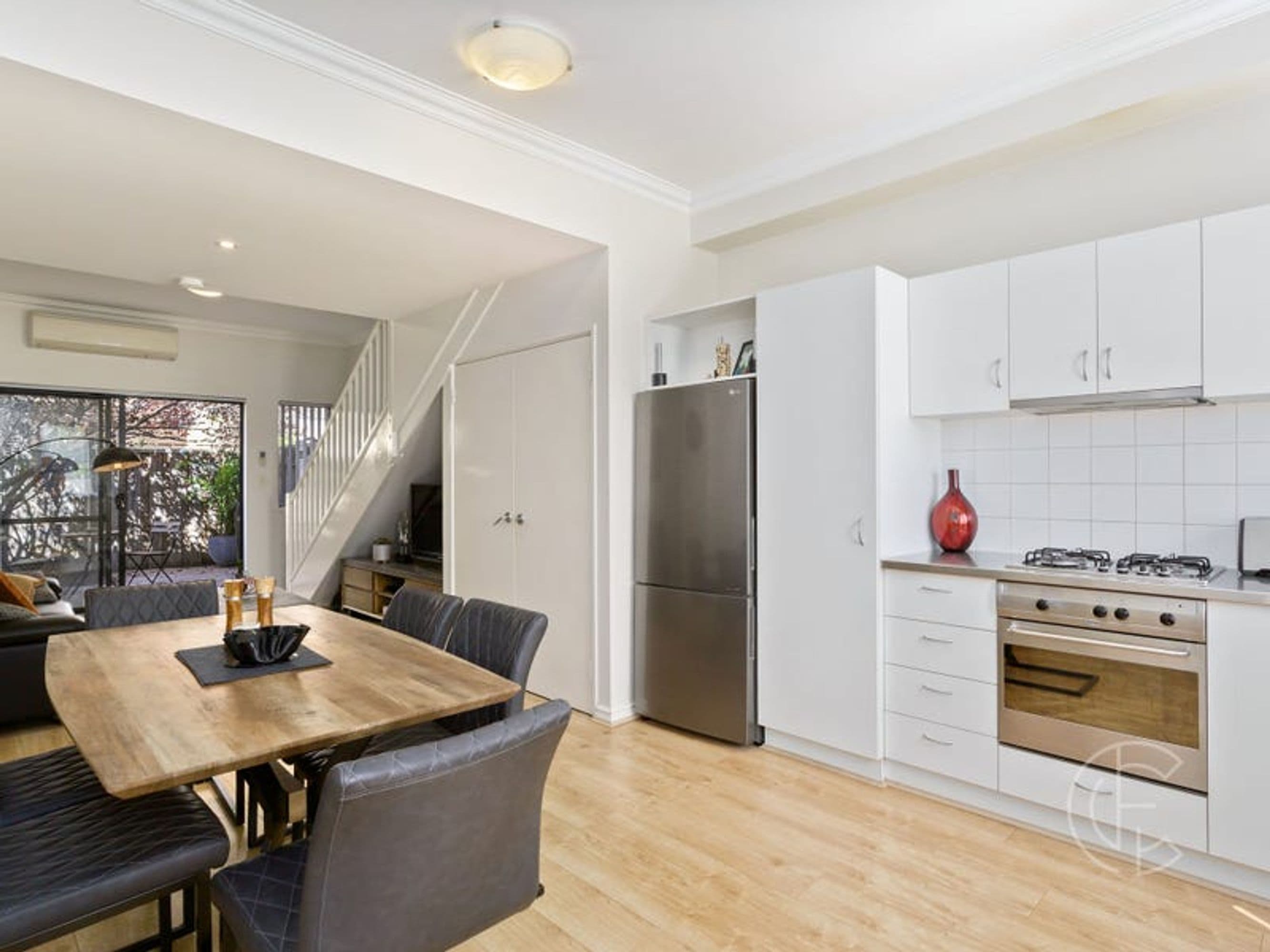 6/137 Roberts Road, Subiaco - Thumbnail 7
