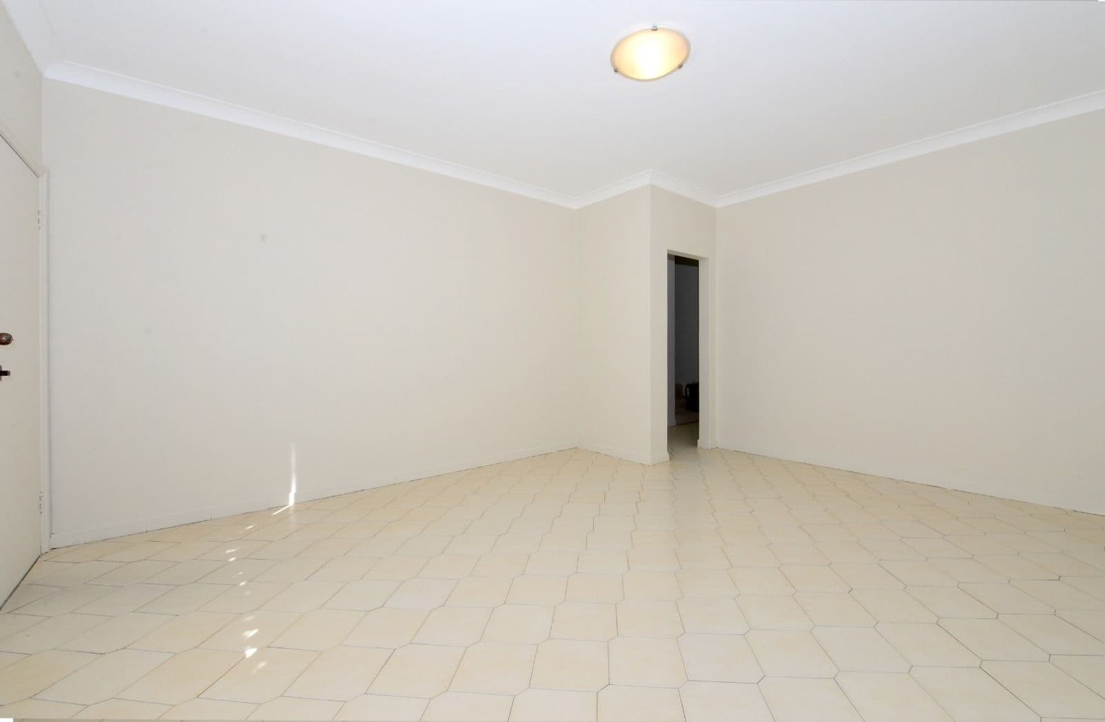 24 Railway Parade, Fairfield NSW 2165, Fairfield - Thumbnail 5