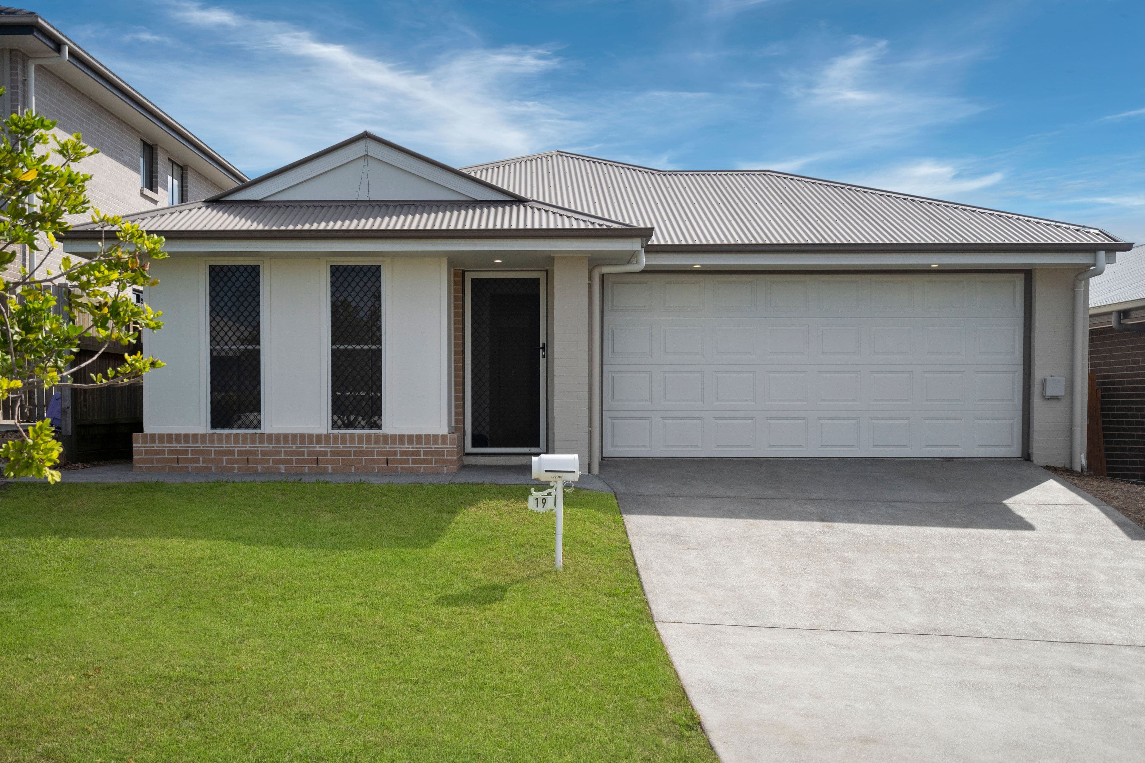 19 Mount Glorious Street, Park Ridge QLD 4125, Park Ridge - Image 1