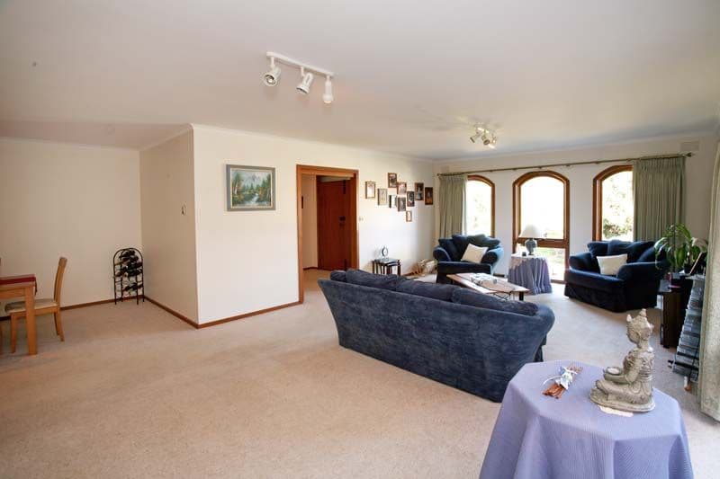 23  Scarborough Road, VERMONT SOUTH VIC 3133, Vermont South - Thumbnail 2