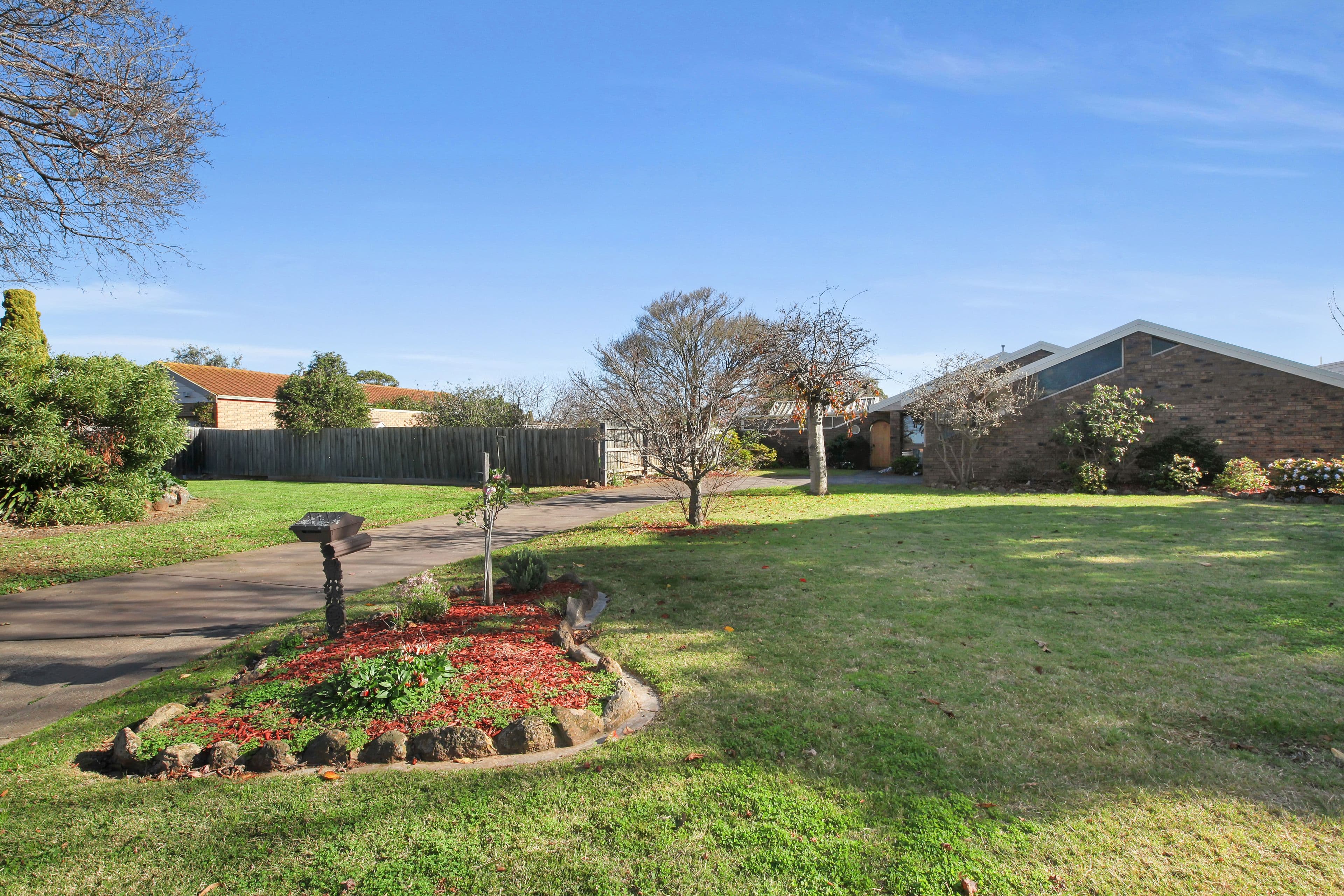 1 Moubray Court, Werribee VIC 3030, Werribee - Thumbnail 2
