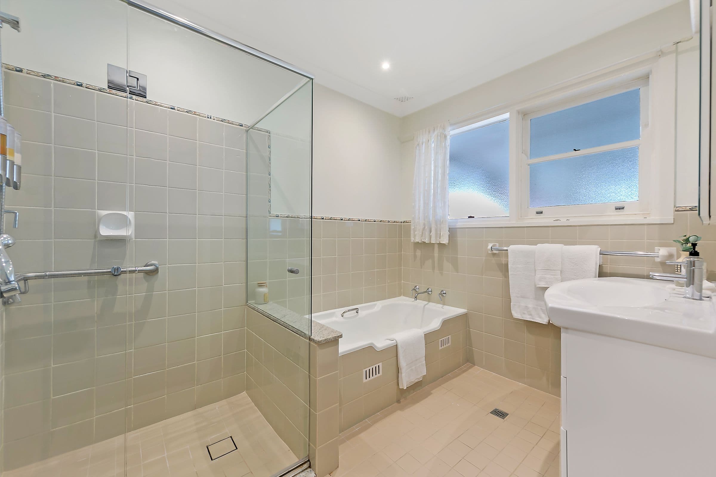 27 Parkland Road, Carlingford NSW 2118, Carlingford - Thumbnail 7