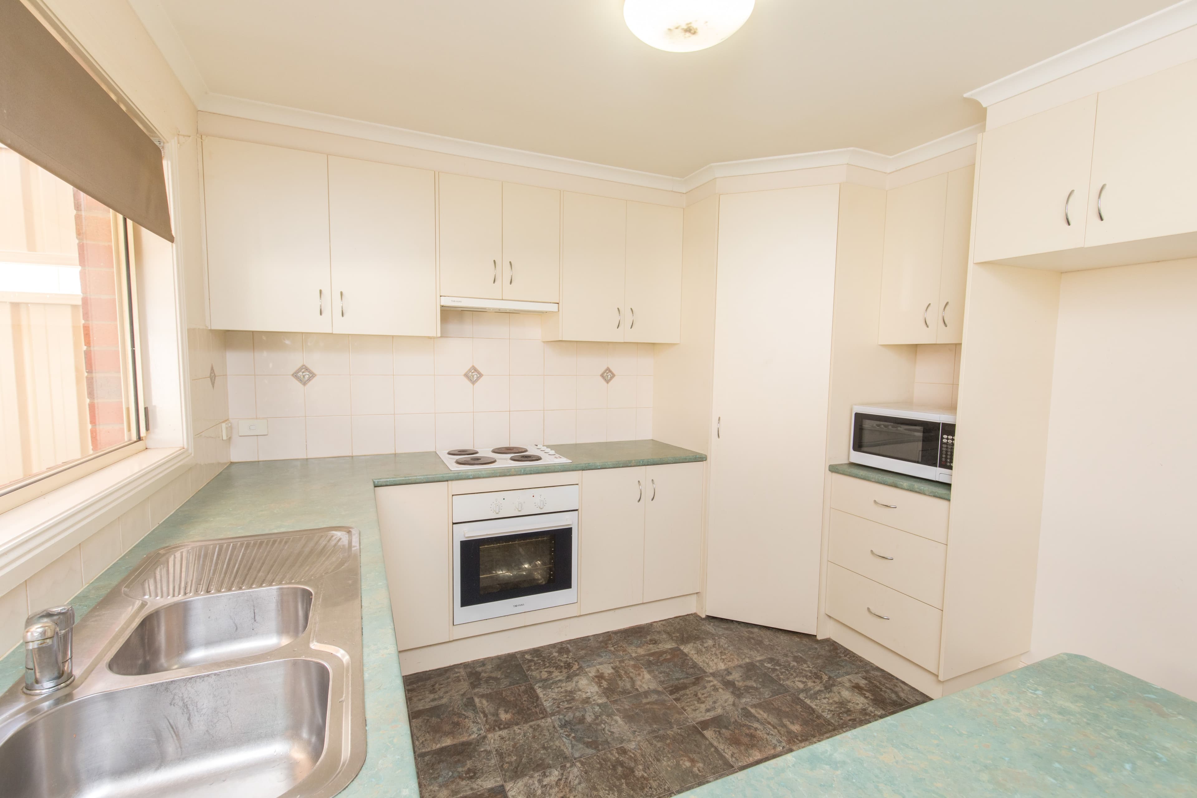 1 Golden Grove, Red Cliffs VIC 3496, Red Cliffs - Thumbnail 6