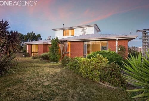 62 Emerald Vale Road, Wynyard, Wynyard - Image 1
