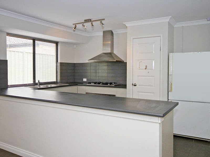 24 Modena Place, BALGA WA 6061, Balga - Thumbnail 6