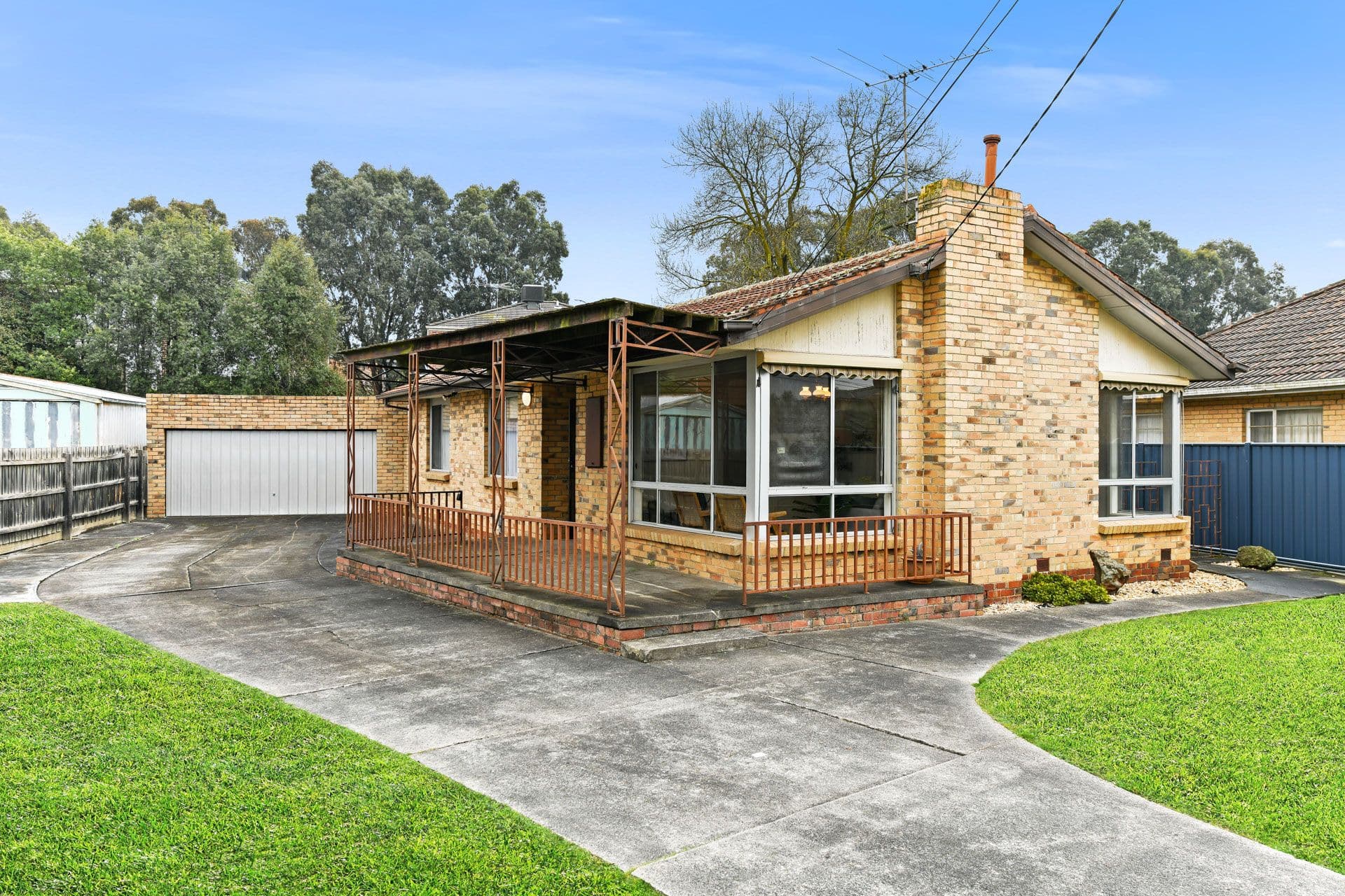 15 Kauri Grove, Glen Waverley VIC 3150, Glen Waverley - Thumbnail 2