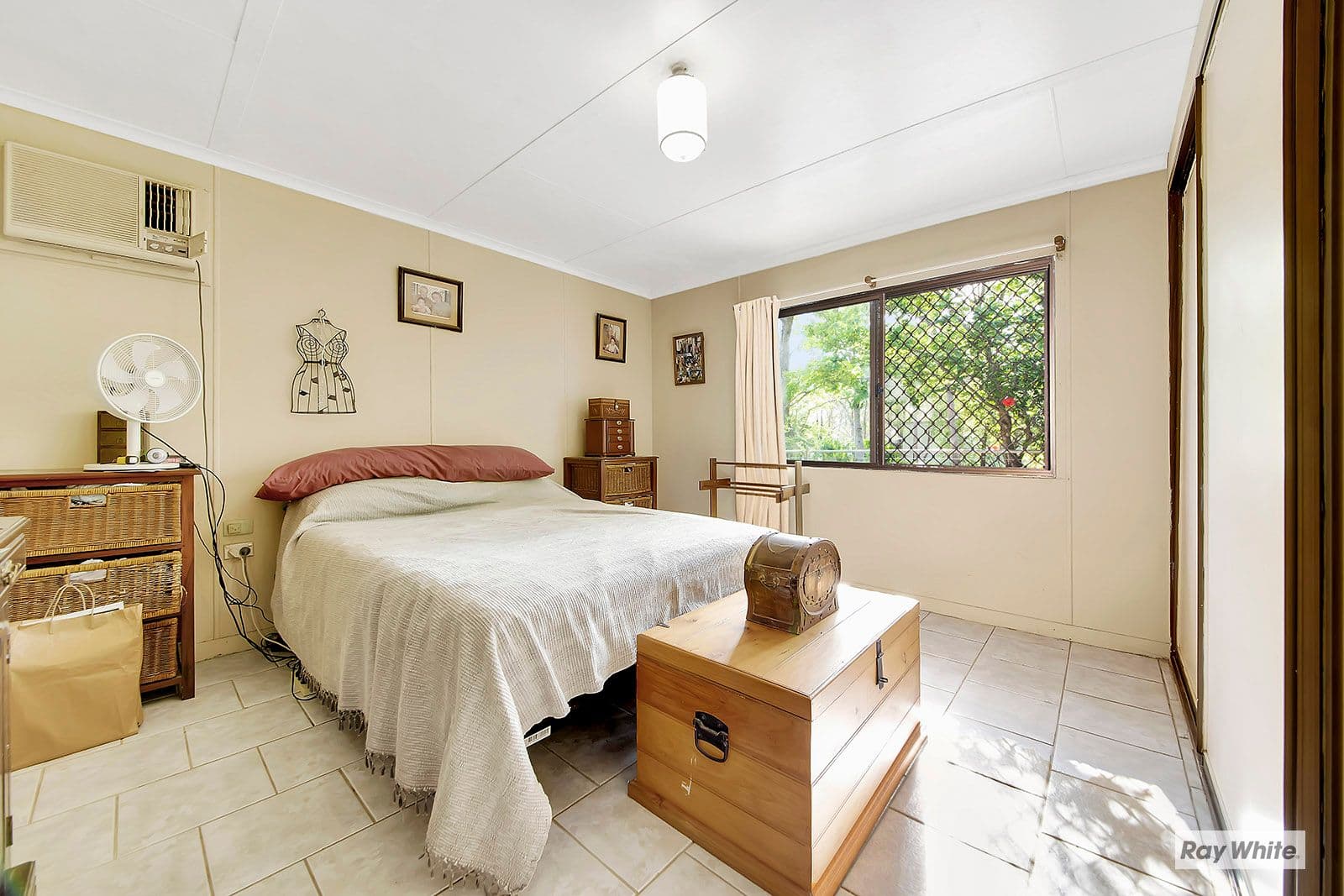1066 Yeppoon Road, Ironpot QLD 4701, Ironpot - Thumbnail 7