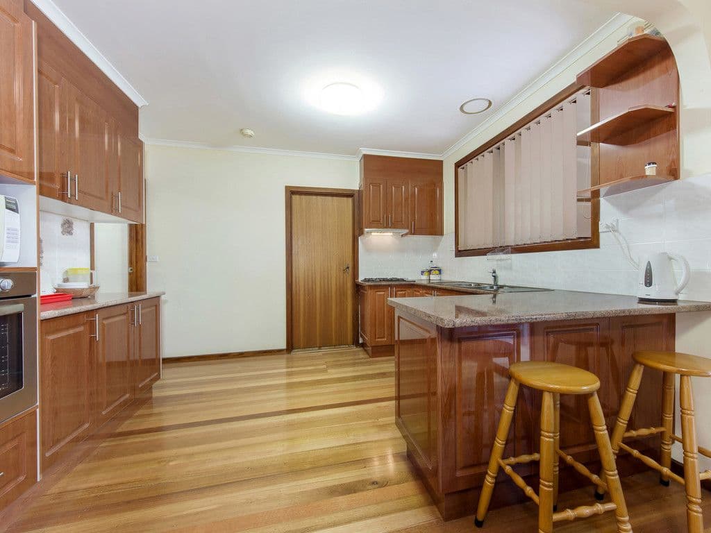 30 Kerrison Avenue, St Albans VIC 3021, St Albans - Thumbnail 3