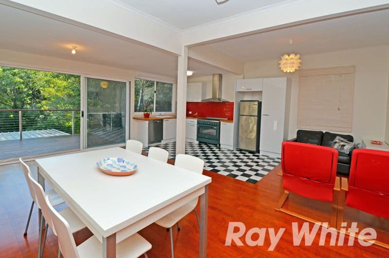 25 Brighton Street, BUNDEENA NSW 2230, Bundeena - Thumbnail 2